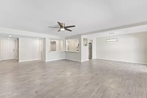 Living - 2518 E Osborn Rd, Phoenix, AZ 85016 photo 4 of 5