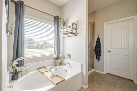 Bath - 2876 E Bealey Ave, Coolidge, AZ 85128 photo 2 of 4