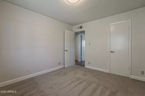 Bedroom - 237 W Winston Dr, Phoenix, AZ 85041 photo 4 of 5