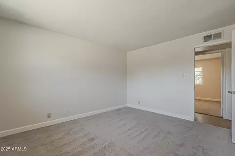 Bedroom - 237 W Winston Dr, Phoenix, AZ 85041 photo 3 of 5