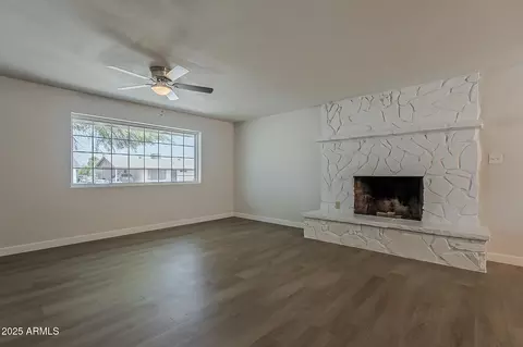 Living - 237 W Winston Dr, Phoenix, AZ 85041 photo 3 of 5