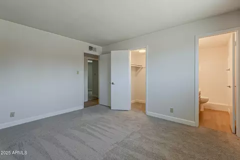 Bedroom - 237 W Winston Dr, Phoenix, AZ 85041 photo 1 of 5