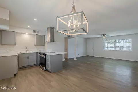 Living - 237 W Winston Dr, Phoenix, AZ 85041 photo 4 of 5