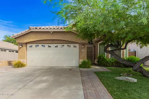 3316 E Brookwood Ct, Phoenix, AZ 85048