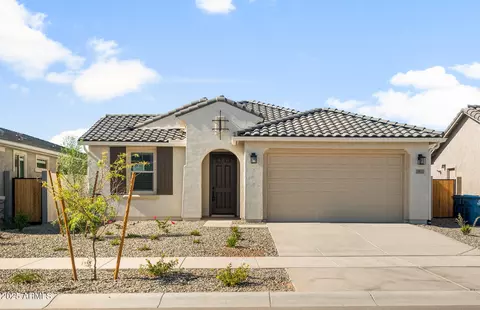 1422 W Treasure Trl, Apache Junction, AZ 85120