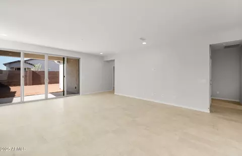 Living - 1422 W Treasure Trl, Apache Junction, AZ 85120 photo 2 of 3