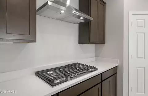 Kitchen - 1438 W Treasure Trl, Apache Junction, AZ 85120 photo 2 of 3