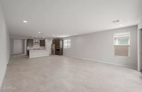 Living - 1438 W Treasure Trl, Apache Junction, AZ 85120 photo 4 of 4