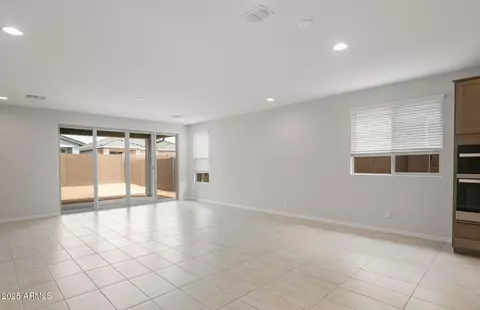 1462 W Treasure Trl, Apache Junction, AZ 85120 photo 9