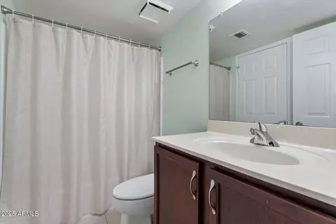 Bath - 1720 E Thunderbird Rd #2090, Phoenix, AZ 85022 photo 2 of 2