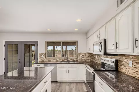 3628 E Marmora St, Phoenix, AZ 85032 photo 9