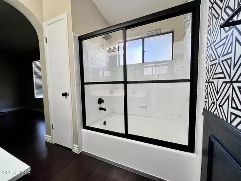 Bath - 13643 S 36th Way, Phoenix, AZ 85044 photo 2 of 3