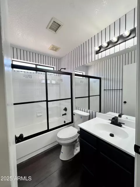 Bath - 13643 S 36th Way, Phoenix, AZ 85044 photo 3 of 3