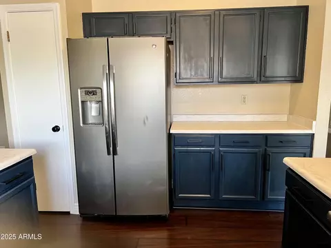 Kitchen - 13643 S 36th Way, Phoenix, AZ 85044 photo 2 of 5