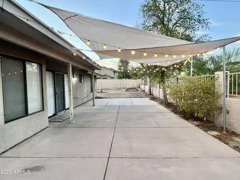 Exterior - 13643 S 36th Way, Phoenix, AZ 85044 photo 6 of 7