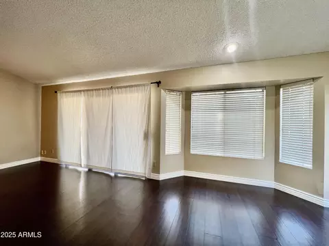 Living - 13643 S 36th Way, Phoenix, AZ 85044 photo 4 of 5