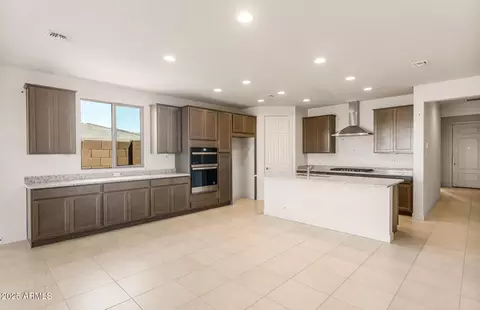 1372 W Treasure Trl, Apache Junction, AZ 85120 photo 11
