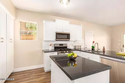 Kitchen - 4126 W Irwin Ave, Phoenix, AZ 85041 photo 2 of 2