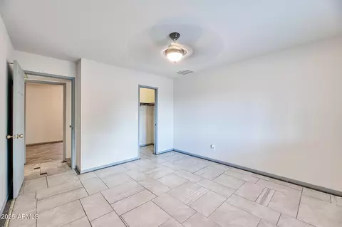 2636 E Campo Bello Dr, Phoenix, AZ 85032 photo 9