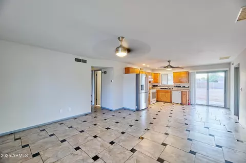 2636 E Campo Bello Dr, Phoenix, AZ 85032 photo 5