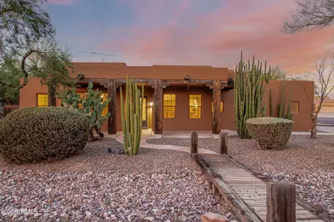 9542 E Del Monte Ave, Gold Canyon, AZ 85118