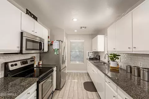 3605 S 65th Dr, Phoenix, AZ 85043 photo 10