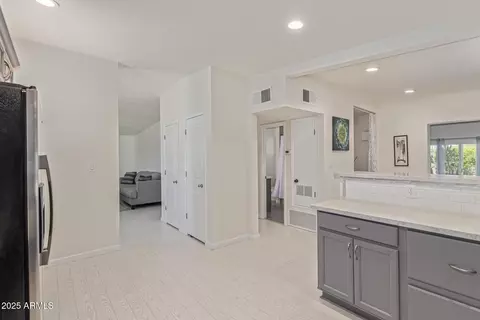 3802 E Shaw Butte Dr, Phoenix, AZ 85028 photo 16