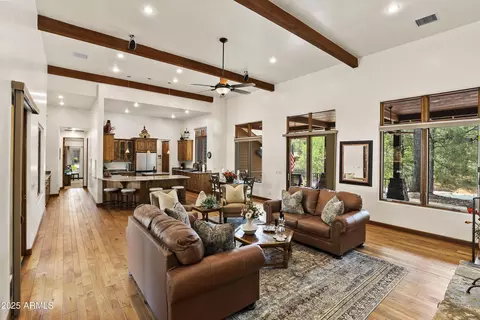 Living - 2005 E Columbine Cir, Payson, AZ 85541 photo 2 of 4