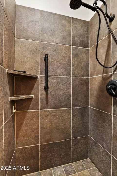 Bath - 2005 E Columbine Cir, Payson, AZ 85541 photo 1 of 3