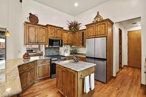 Kitchen - 2005 E Columbine Cir, Payson, AZ 85541 photo 1 of 3