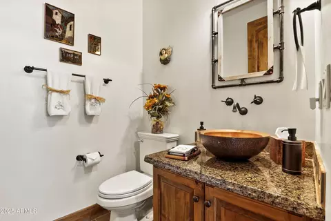 Bath - 2005 E Columbine Cir, Payson, AZ 85541 photo 2 of 3