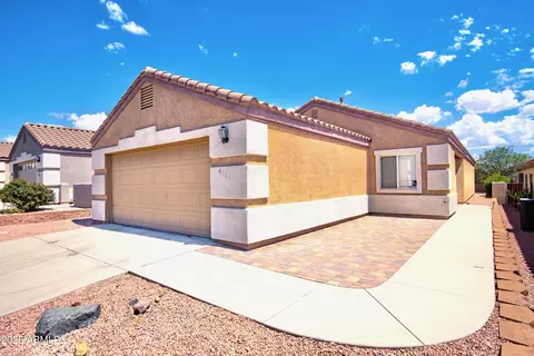 4955 E Meadow Vista Dr, Cornville, AZ 86325