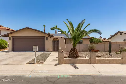 15607 N 57th Dr, Glendale, AZ 85306