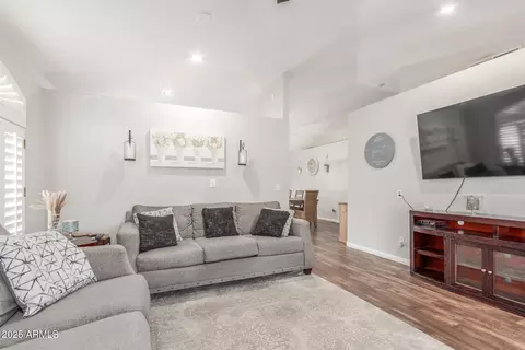 Living - 2882 E Morgan Dr, Gilbert, AZ 85295 photo 1 of 1