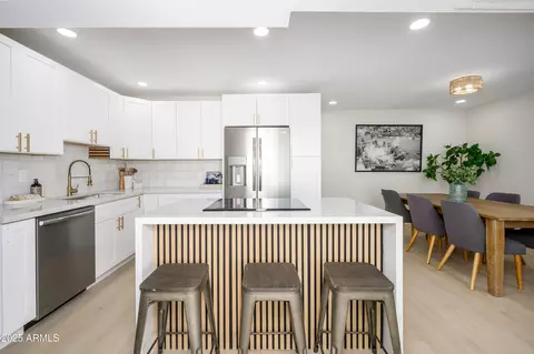 5080 N 83rd St, Scottsdale, AZ 85250