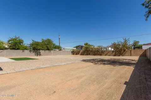 Exterior - 4420 E Hobart St, Mesa, AZ 85205 photo 6 of 7