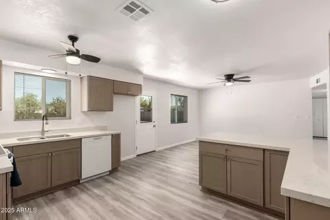 Kitchen - 4420 E Hobart St, Mesa, AZ 85205 photo 3 of 3