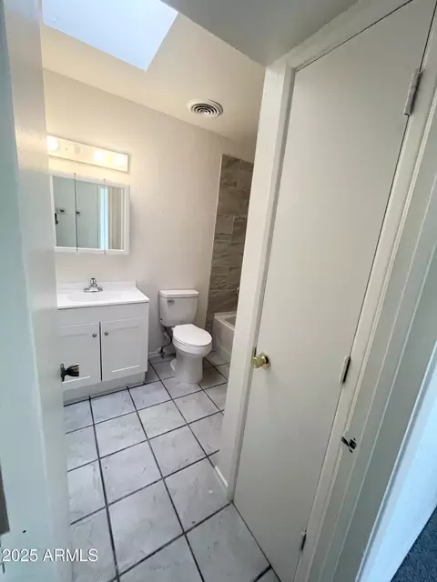 Bath - 2075 E 11th St, Douglas, AZ 85607 photo 3 of 4