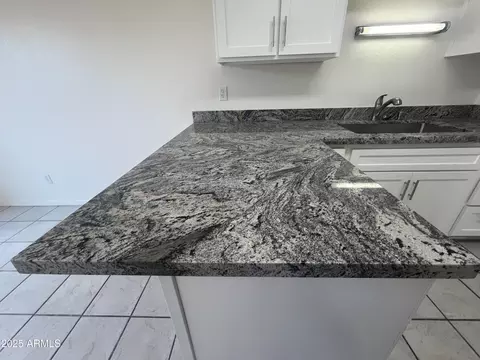 Kitchen - 2075 E 11th St, Douglas, AZ 85607 photo 4 of 5