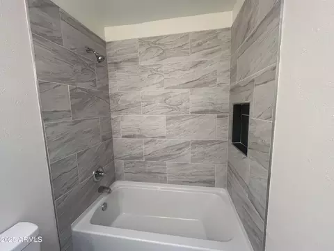 Bath - 2075 E 11th St, Douglas, AZ 85607 photo 2 of 4