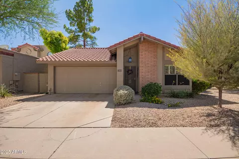 12420 S Shasta Ct, Phoenix, AZ 85044