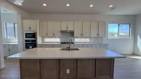 Kitchen - 11344 E Utah Ave, Mesa, AZ 85212 photo 1 of 2