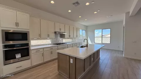 Kitchen - 11344 E Utah Ave, Mesa, AZ 85212 photo 2 of 2