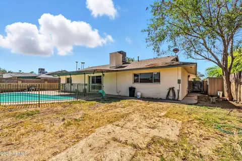 Exterior - 3448 W Dailey St, Phoenix, AZ 85053 photo 4 of 4