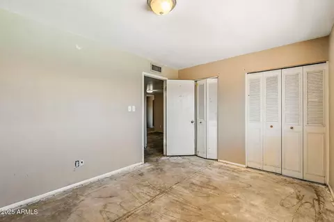 Bedroom - 3448 W Dailey St, Phoenix, AZ 85053 photo 3 of 5