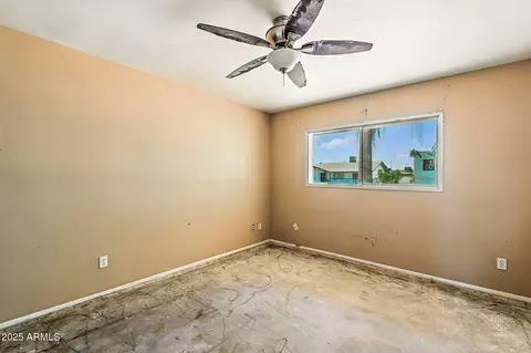 Bedroom - 3448 W Dailey St, Phoenix, AZ 85053 photo 5 of 5