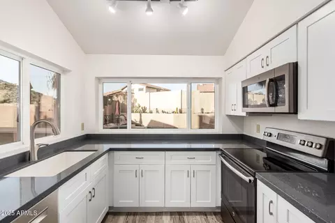 4346 E Corral St, Phoenix, AZ 85044 photo 9