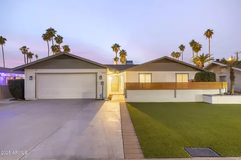 2226 S Kachina Dr, Tempe, AZ 85282