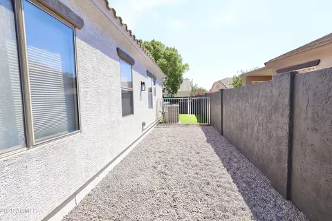 Exterior - 981 E Stottler Ct, Gilbert, AZ 85296 photo 6 of 7
