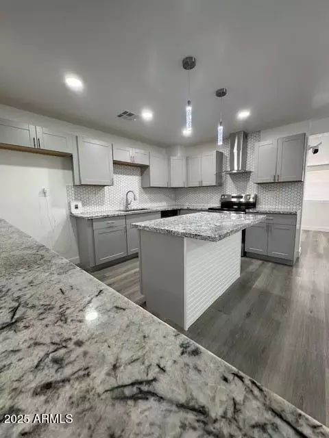 4001 W Rovey Ave, Phoenix, AZ 85019